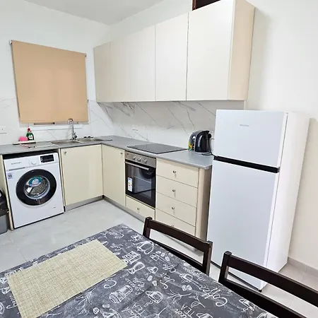 Sky Ward Rooms, 150m From Chabad Lubavitch Appartement