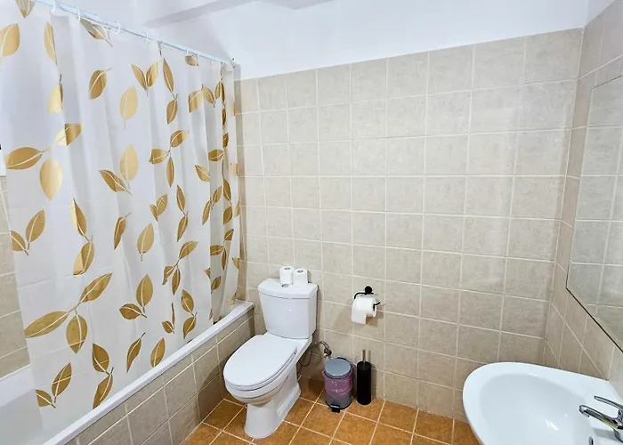 דירה Sky Ward Rooms, 150m From Chabad Lubavitch